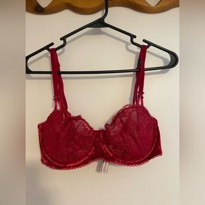 Victorias Secret Bra (2) Size 32DD